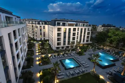 Azur Premium Resort
