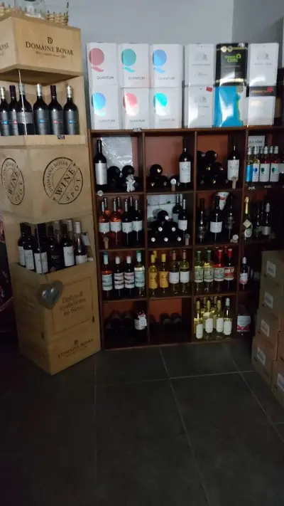 магазин за вино и изкуство WINE POINT DOMAINE BOYAR