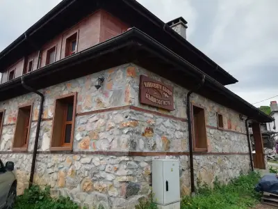 Чайковите къщи