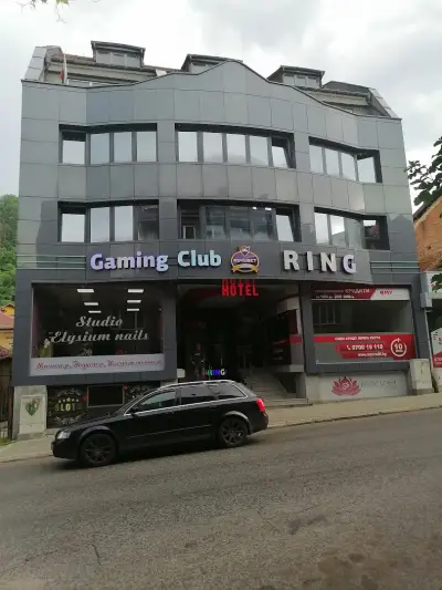 Hotel & Casino Ring