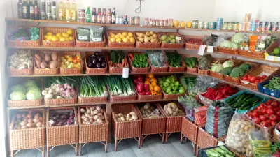 Toni fruits