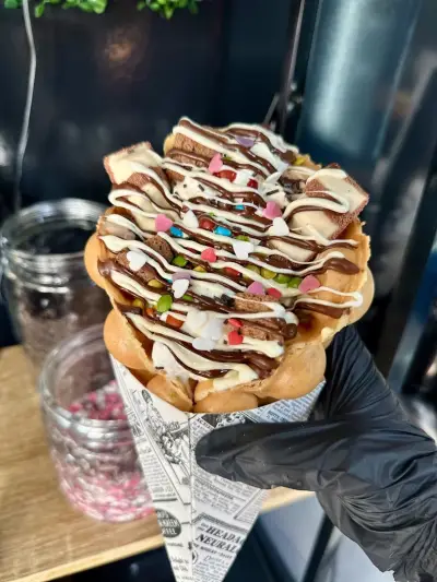 THE WAFFLE HOUSE
