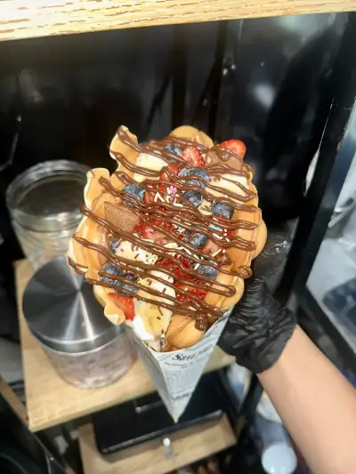 THE WAFFLE HOUSE