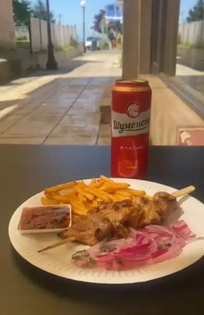 La Luna Street Food & Coffee