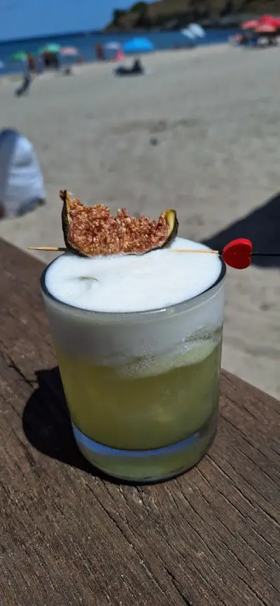 Beach Bar Wave