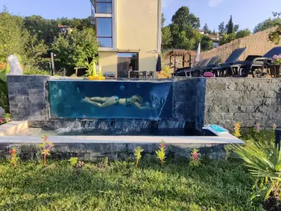 Синьо лято