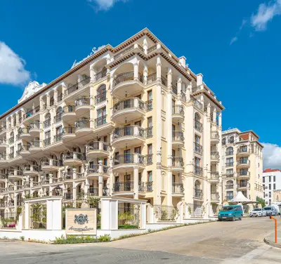 Harmony Suites Saint Vlas