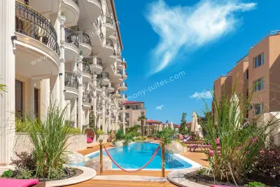 Harmony Suites Saint Vlas