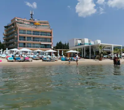 Beachfront Smart Homes by Marty's