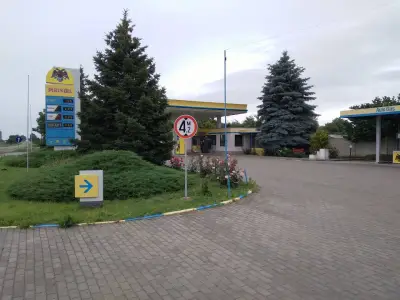 Бензиностанция Пирин Ойл