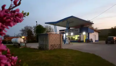 Бензиностанция Kрис Ойл Транс
