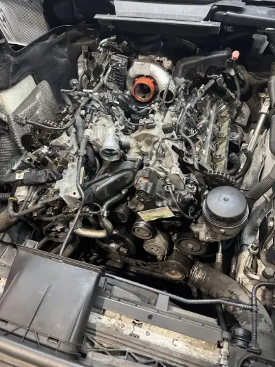 Auto service Raw