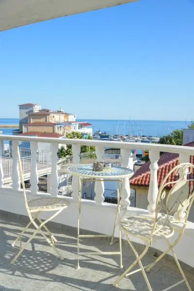 Marina Elegance Apartments