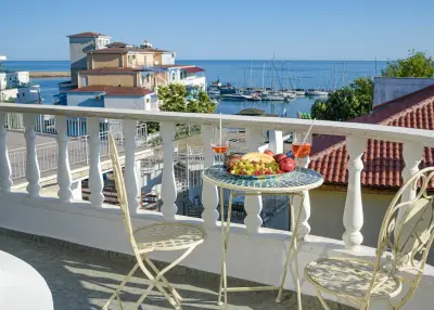Marina Elegance Apartments