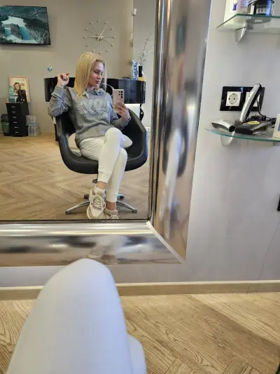 Glow Beauty Center Овча купел
