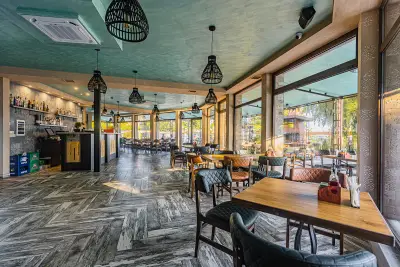 Lecardo Restaurant