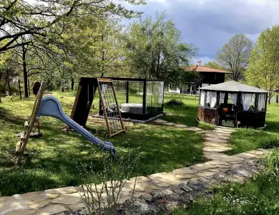 Къща за гости Vintage House