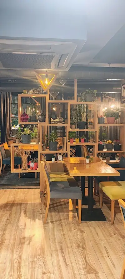 SANTE Food & Cocktails