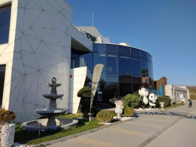 Ледена пързалка "Black Sea Ice Arena" Kranevo