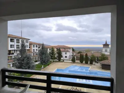 Daisy Apartments