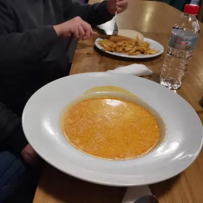 Революшън