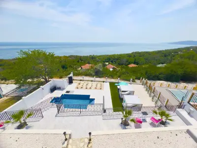 The White Pearl Boutique Villa