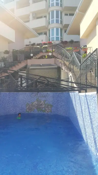 Complex Rozali
