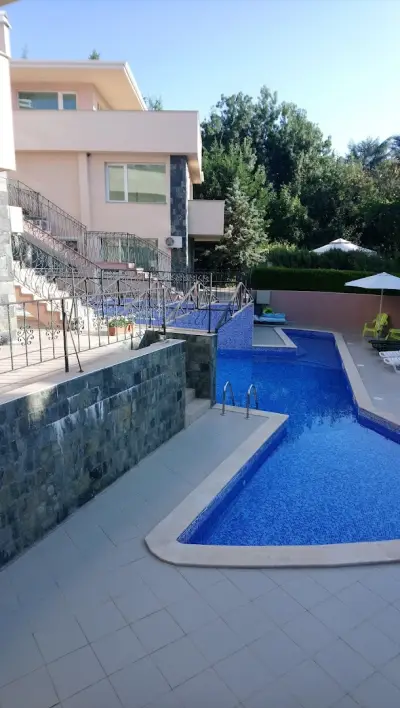 Complex Rozali
