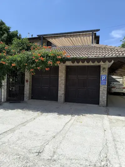 Guesthouse Delphini
