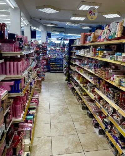Supermarket Julia