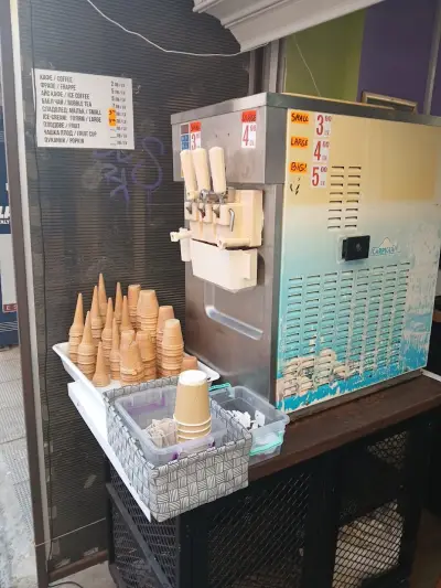 Doner Kebab, Pizza Slice, Bubble Waffle, Donuts