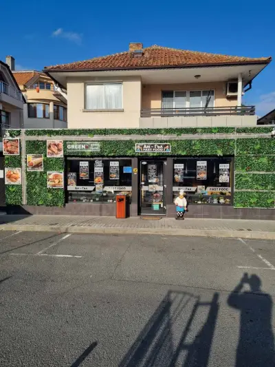 Ам-Гъл Fast Food І Разнообразие от бургери и чабати І Пържени картофки І Скара І Домашно приготвена храна І Храна за