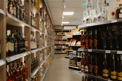 Tobacco & Alcohol Shop "E79"