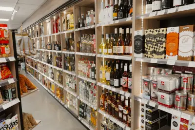 Tobacco & Alcohol Shop "E79"