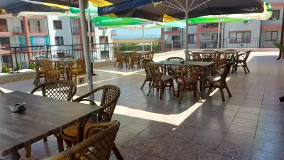 CO CO Coworking & Coliving