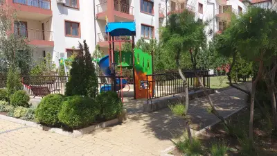 CO CO Coworking & Coliving