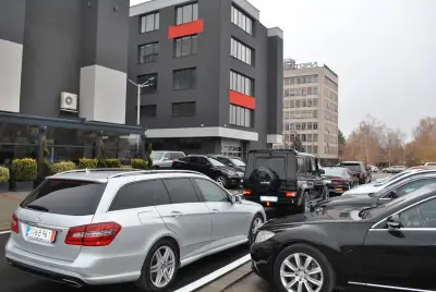 Автокъща Sity S8 Auto