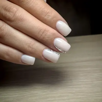 Atanasova nail's
