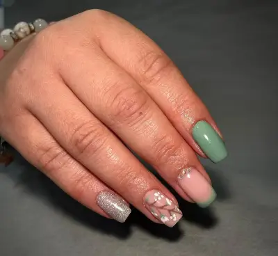 Mirka's Luxury Nails