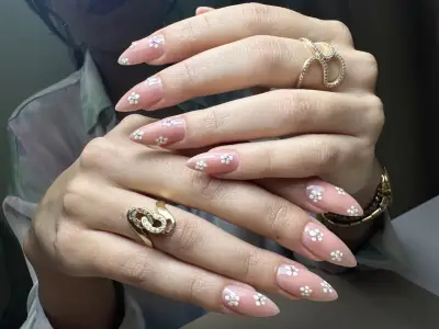 A.L. NAILS
