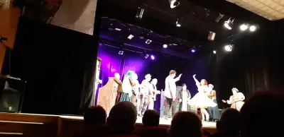 Театър ,,Любомир Кабакчиев"