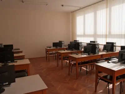Стопански Факултет към ВТУ "Св. Св. Кирил и Методий"