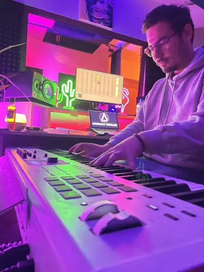 Anomaly Circles - Music Studio