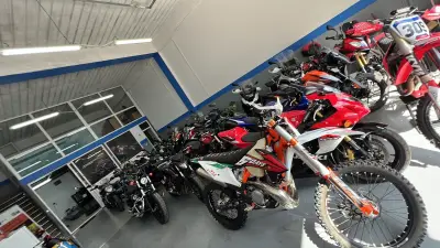 Axel Moto43