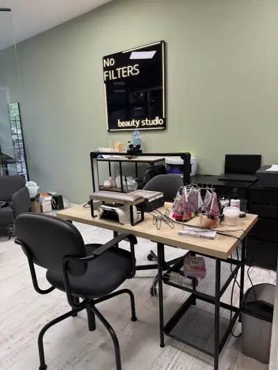 “No filters beauty studio “