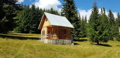 Хижа „Трещеник“