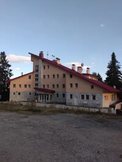 Хижа „Трещеник“