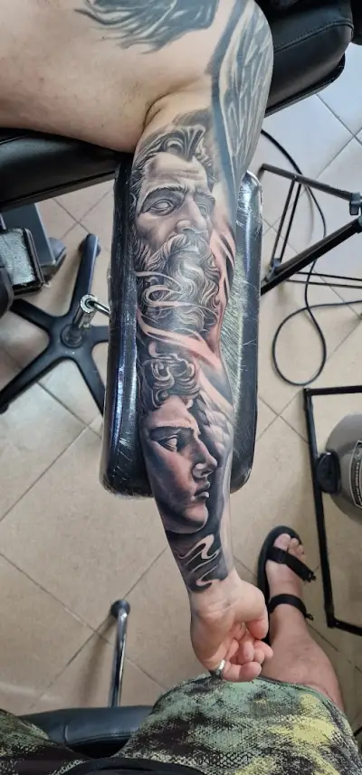 NaimTattoo&Piercing