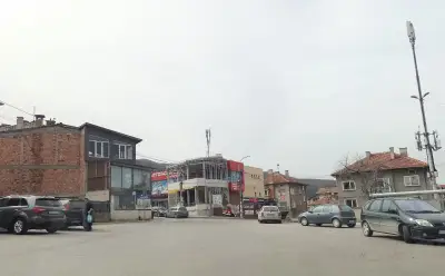 Търговски комплекс „Лозен“