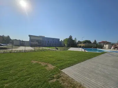 Плувен комплекс Сливница